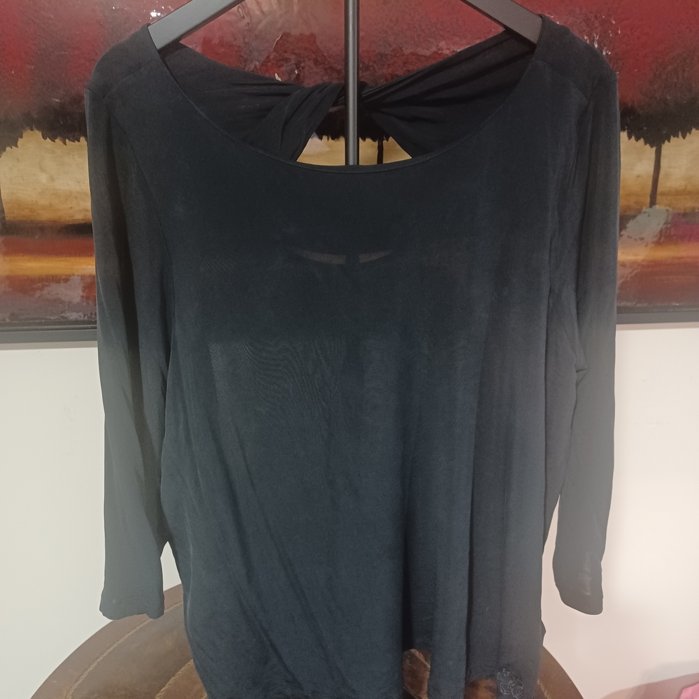 Ted Baker London Black Long-Sleeve Twist-Back Top